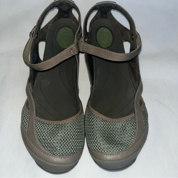 Teva Shoes - Teva sz 8.5 Northwater Sandals Mary Jane Flats Mesh Brown Green Hiking Travel